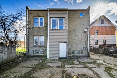 3438 E 140th Street Cleveland OH 44120