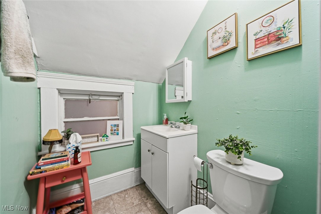 2147 W 11th Street Cleveland OH 44113