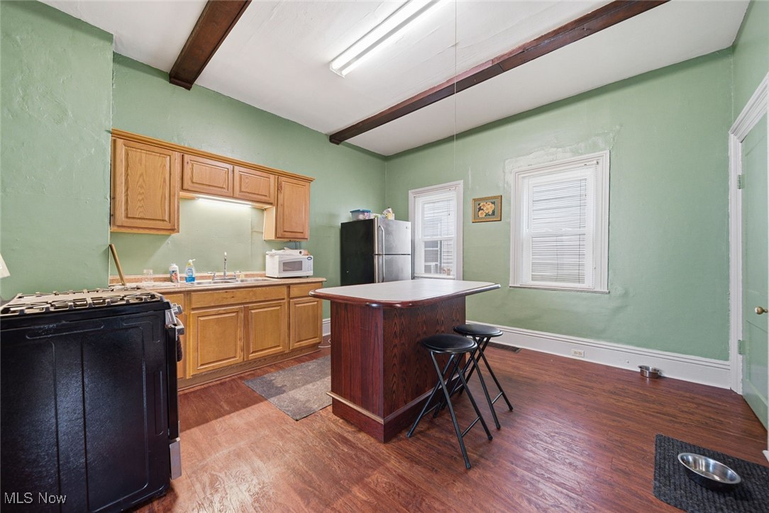 2147 W 11th Street Cleveland OH 44113