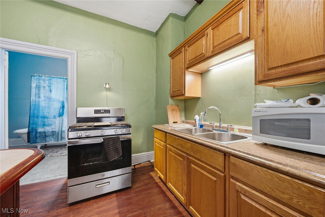 2147 W 11th Street Cleveland OH 44113