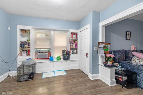 2231 W 105th Street Cleveland OH 44102
