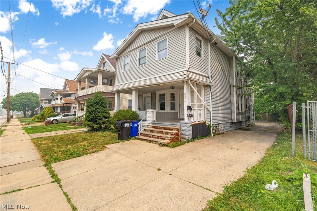 2231 W 105th Street Cleveland OH 44102