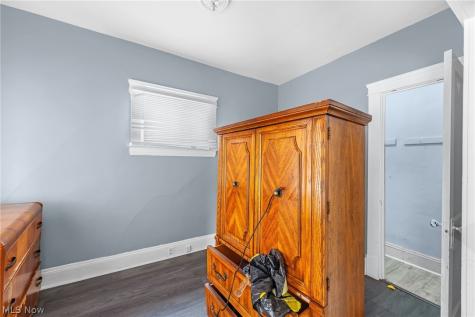 2231 W 105th Street Cleveland OH 44102