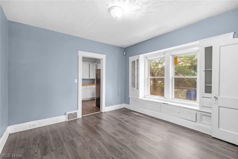 2231 W 105th Street Cleveland OH 44102