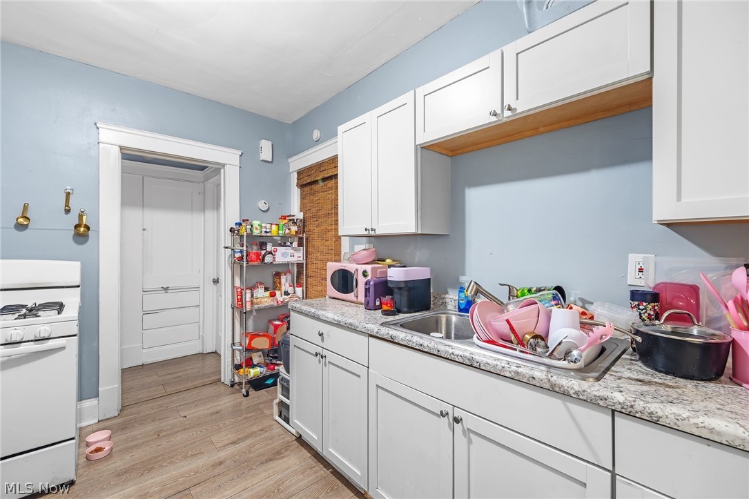 2231 W 105th Street Cleveland OH 44102
