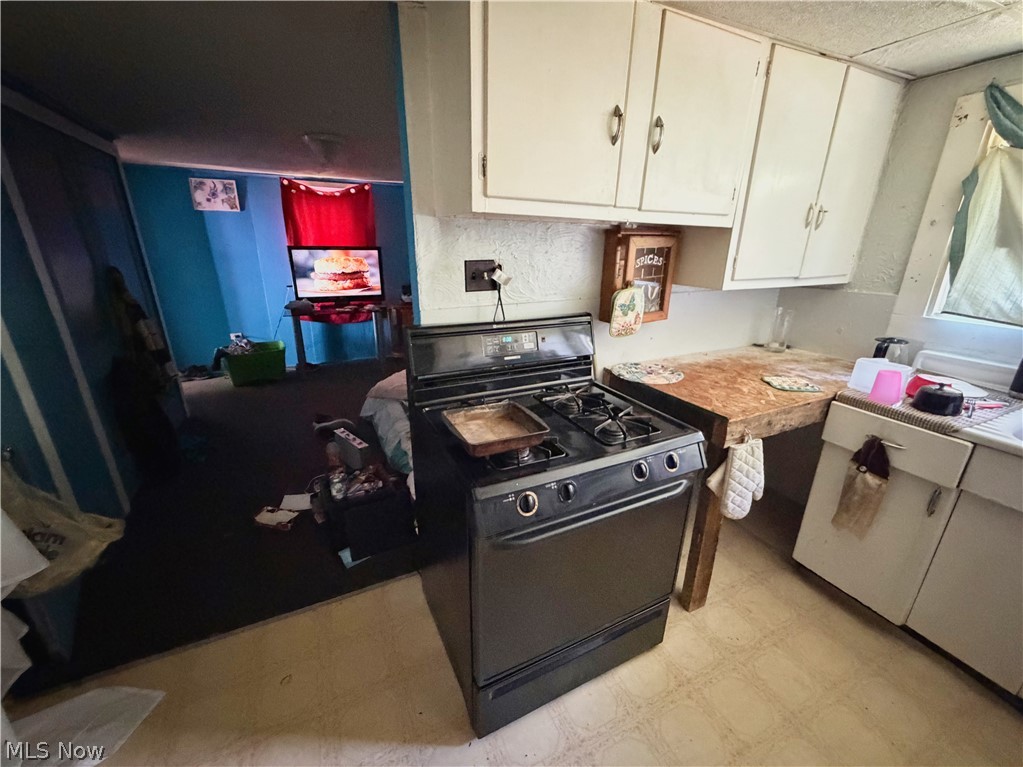 1921 Smithfield Street East Liverpool OH 43920