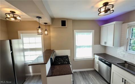 19627 Winslow Road Shaker Heights OH 44122