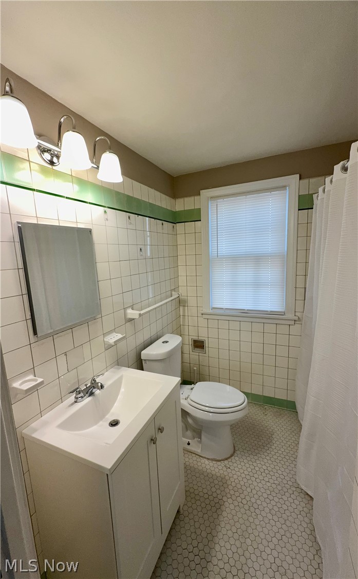 19627 Winslow Road Shaker Heights OH 44122