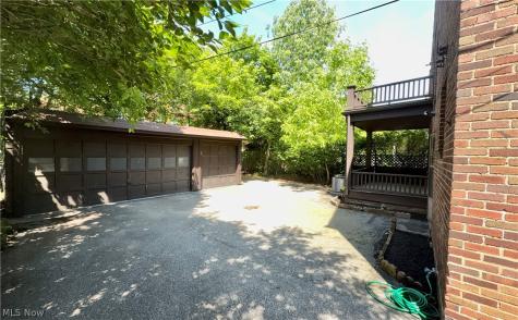19627 Winslow Road Shaker Heights OH 44122