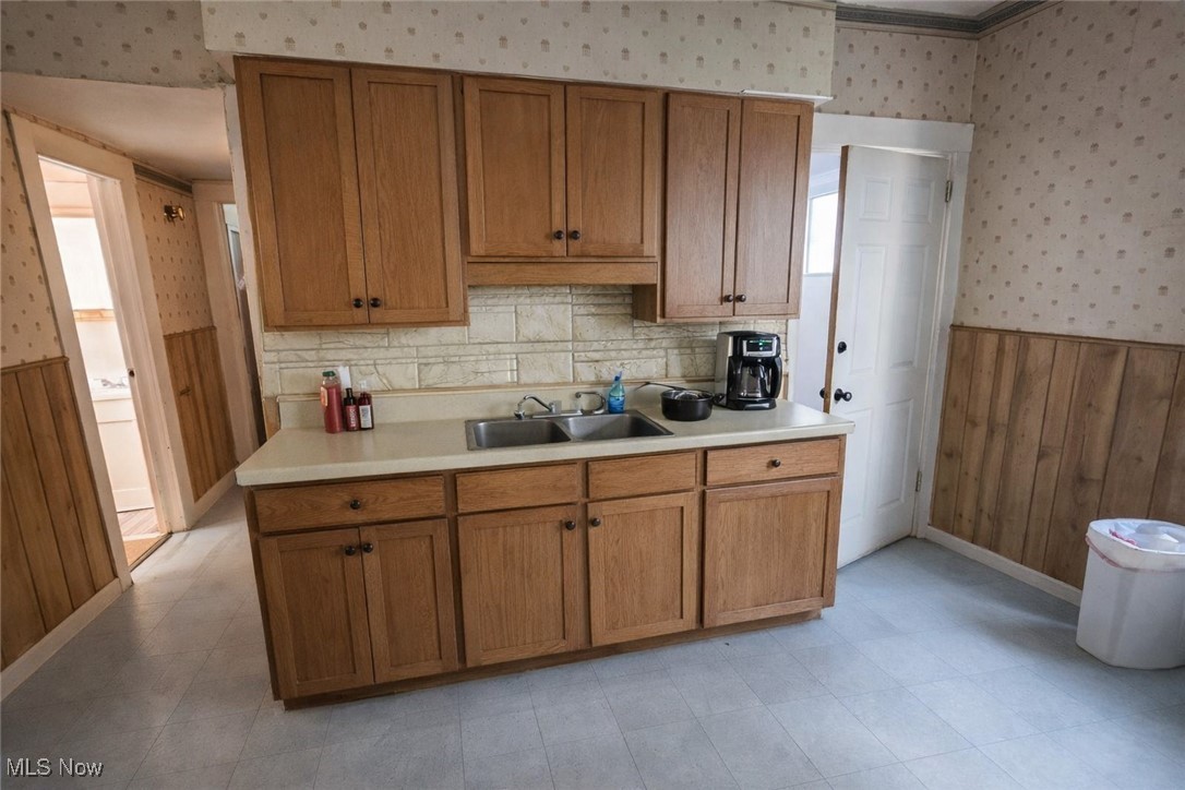 3716 E 50th Street Cleveland OH 44105