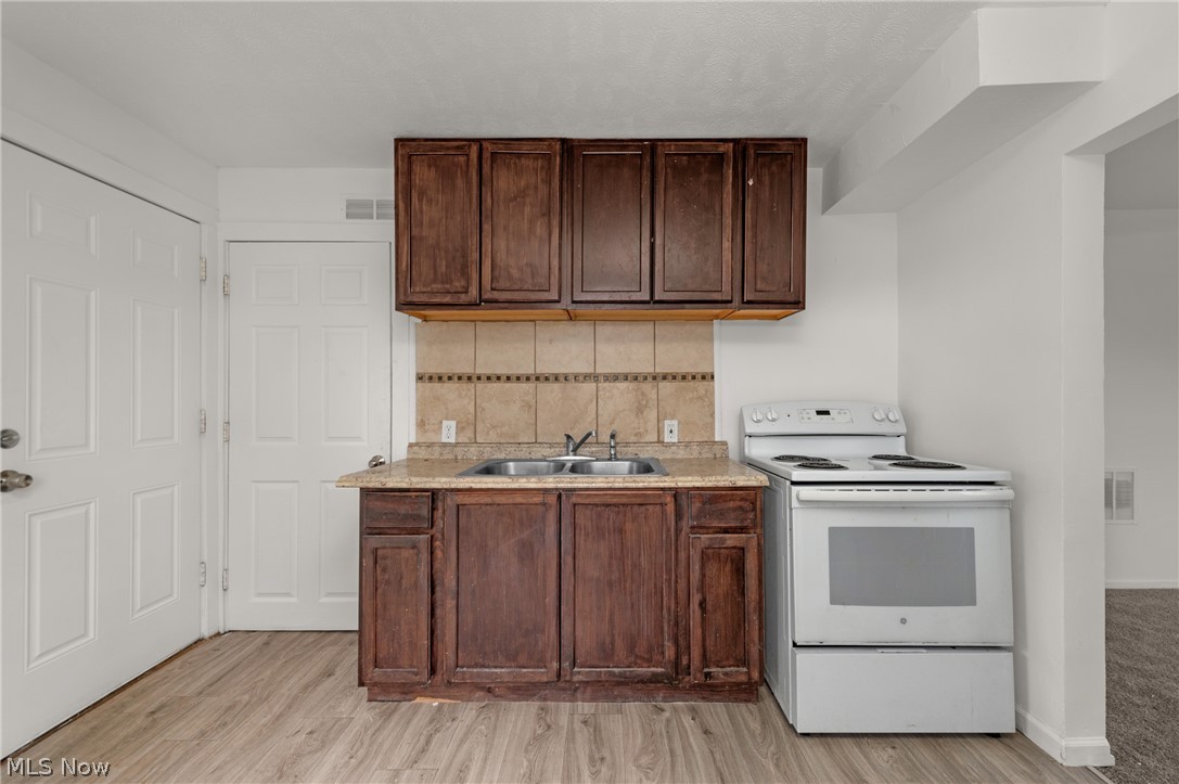 848-854 N Central Drive Lorain OH 44052