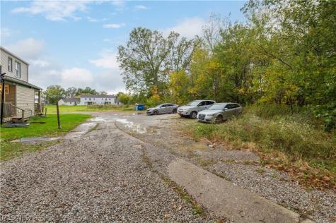 848-854 N Central Drive Lorain OH 44052