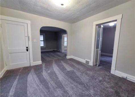3747 W 47th Place Cleveland OH 44102
