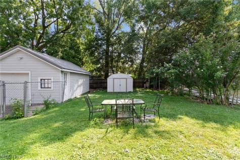 223 Hawk Avenue Akron OH 44312