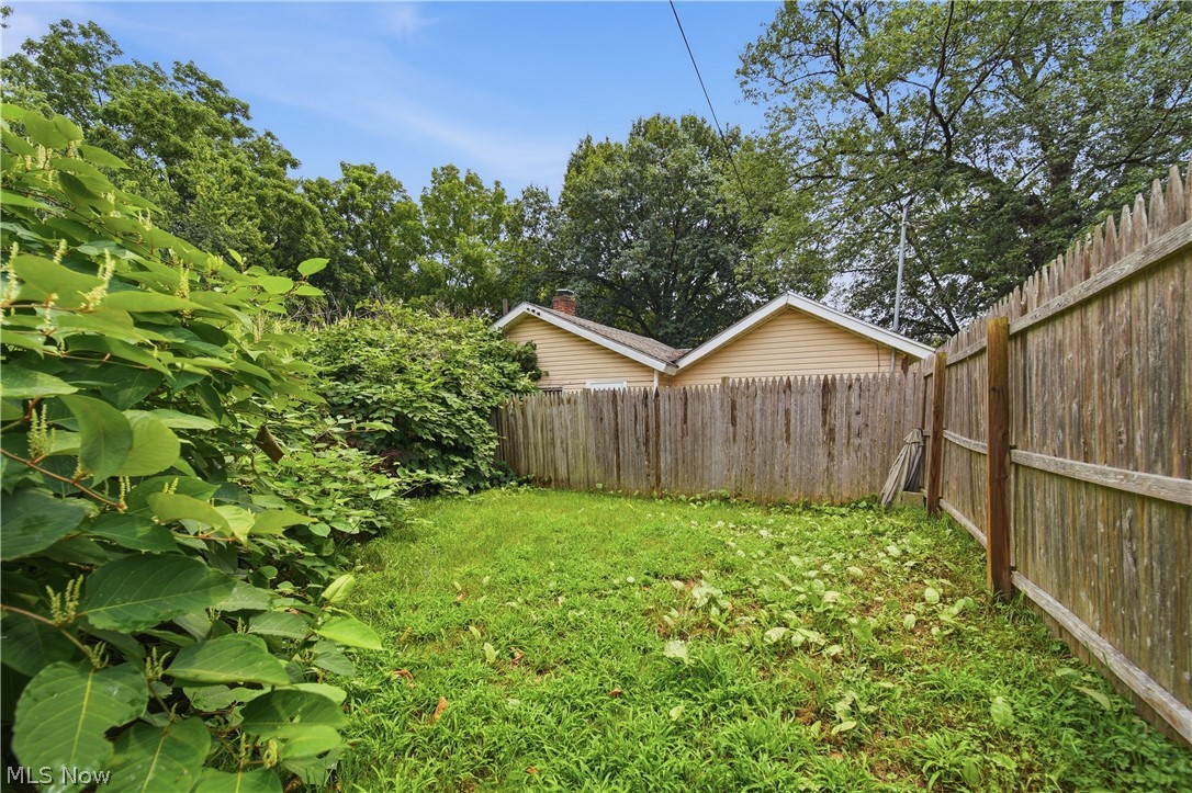 1116 Mcintosh Avenue Akron OH 44314