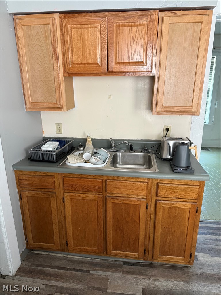 1360 E 92nd Street Cleveland OH 44106