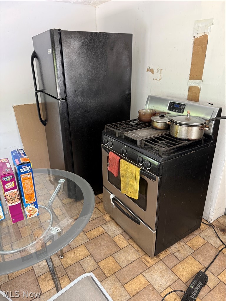 1360 E 92nd Street Cleveland OH 44106