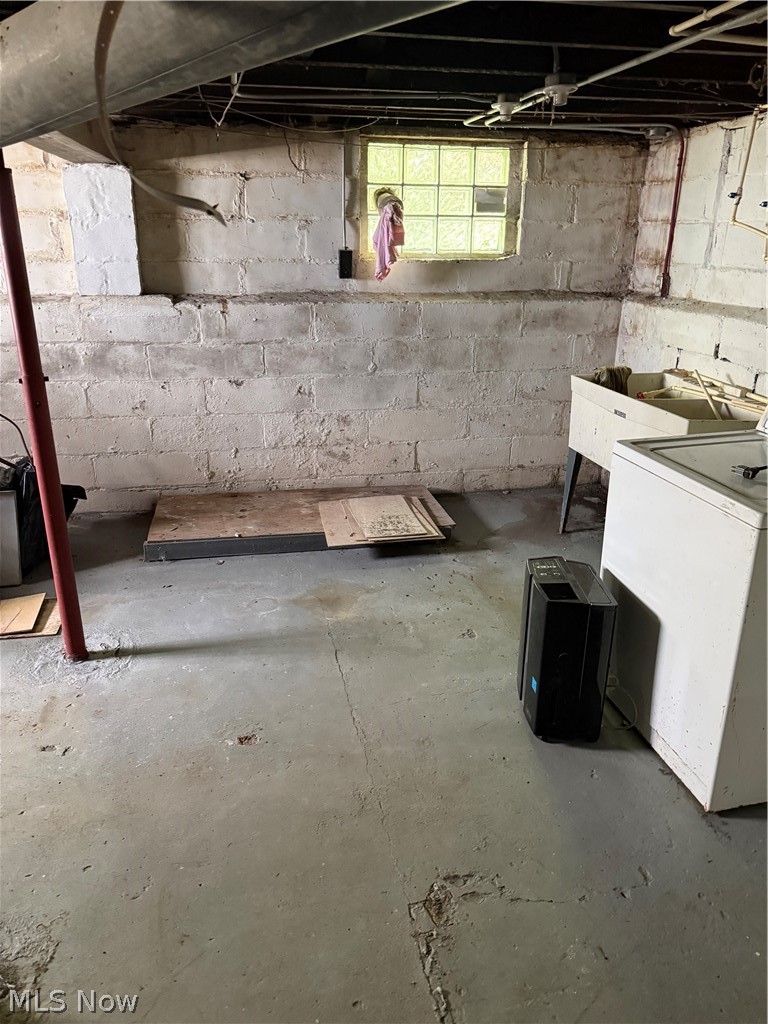 1360 E 92nd Street Cleveland OH 44106