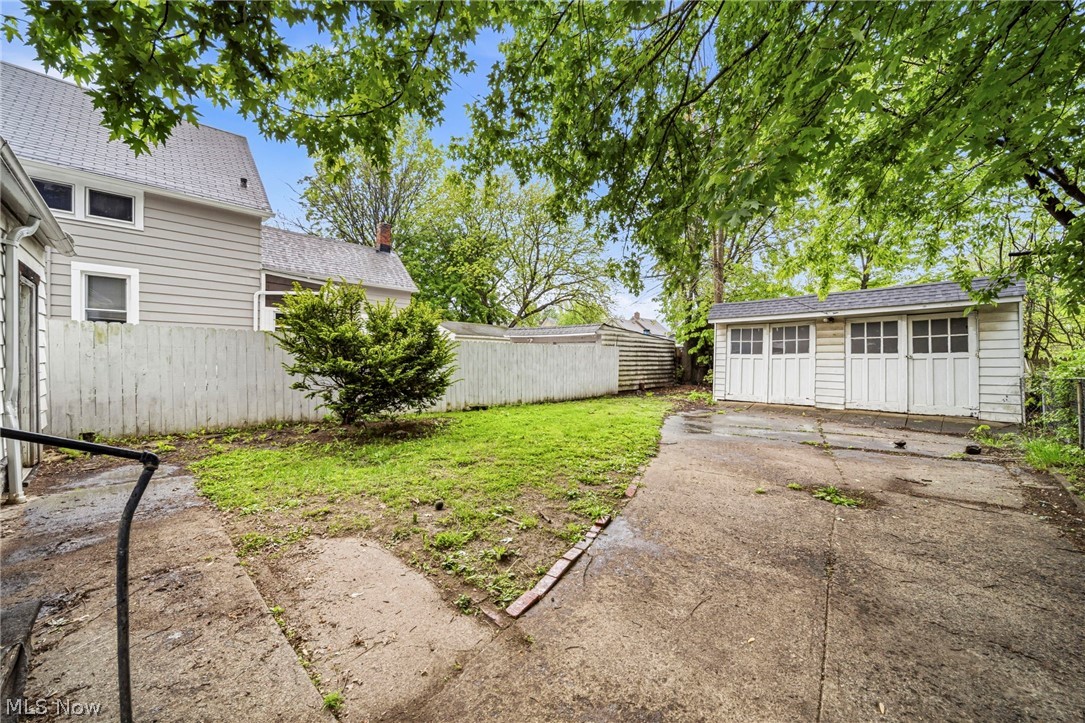 3658 E 55th Street Cleveland OH 44105