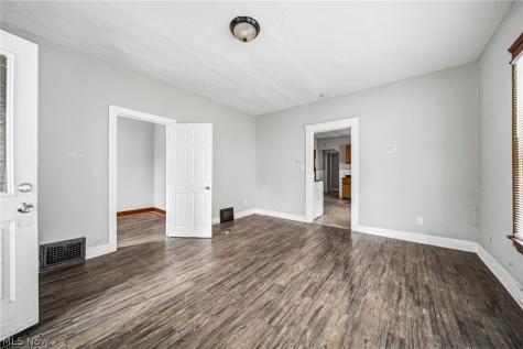 3658 E 55th Street Cleveland OH 44105