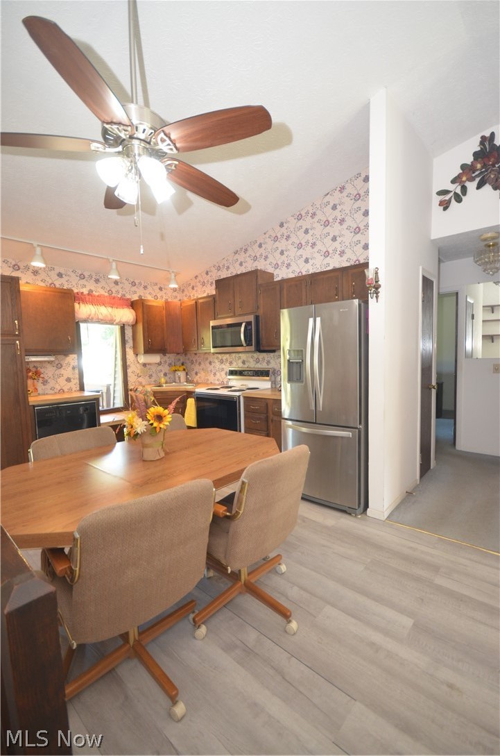 852 Skyside Drive Clinton OH 44216