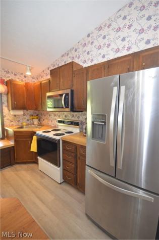 852 Skyside Drive Clinton OH 44216