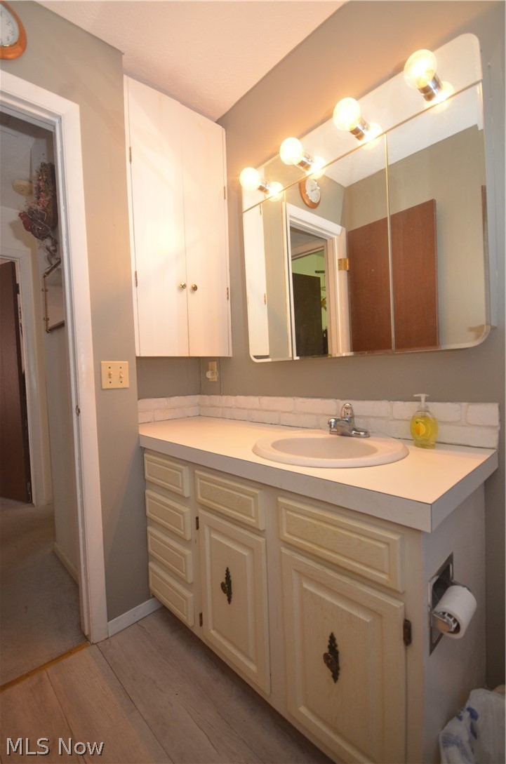 852 Skyside Drive Clinton OH 44216