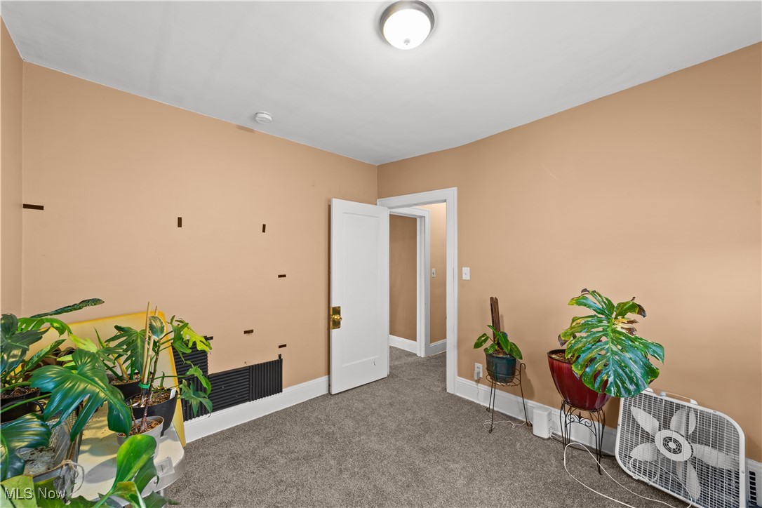 2016 Reveley Avenue Lakewood OH 44107