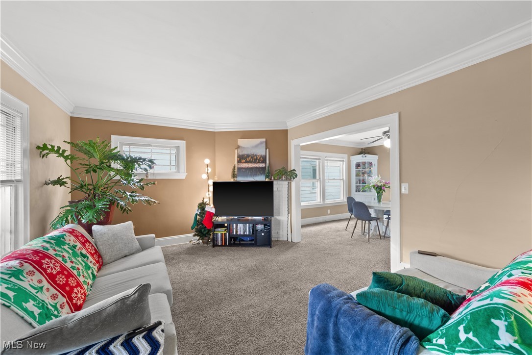 2016 Reveley Avenue Lakewood OH 44107