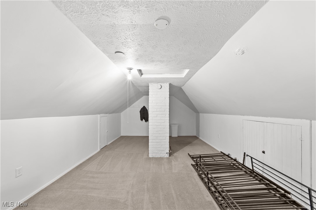 2016 Reveley Avenue Lakewood OH 44107