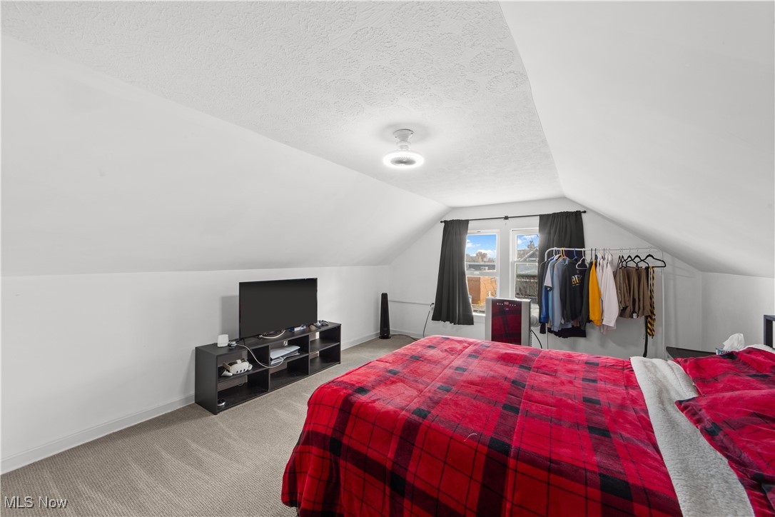 2016 Reveley Avenue Lakewood OH 44107