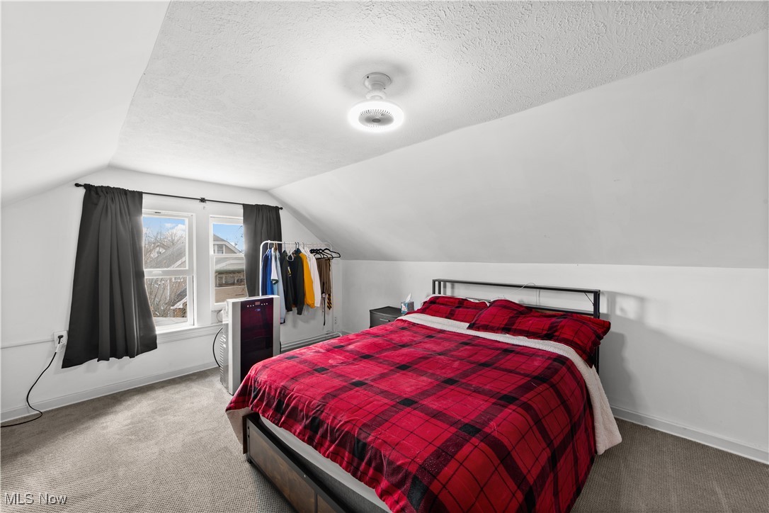 2016 Reveley Avenue Lakewood OH 44107