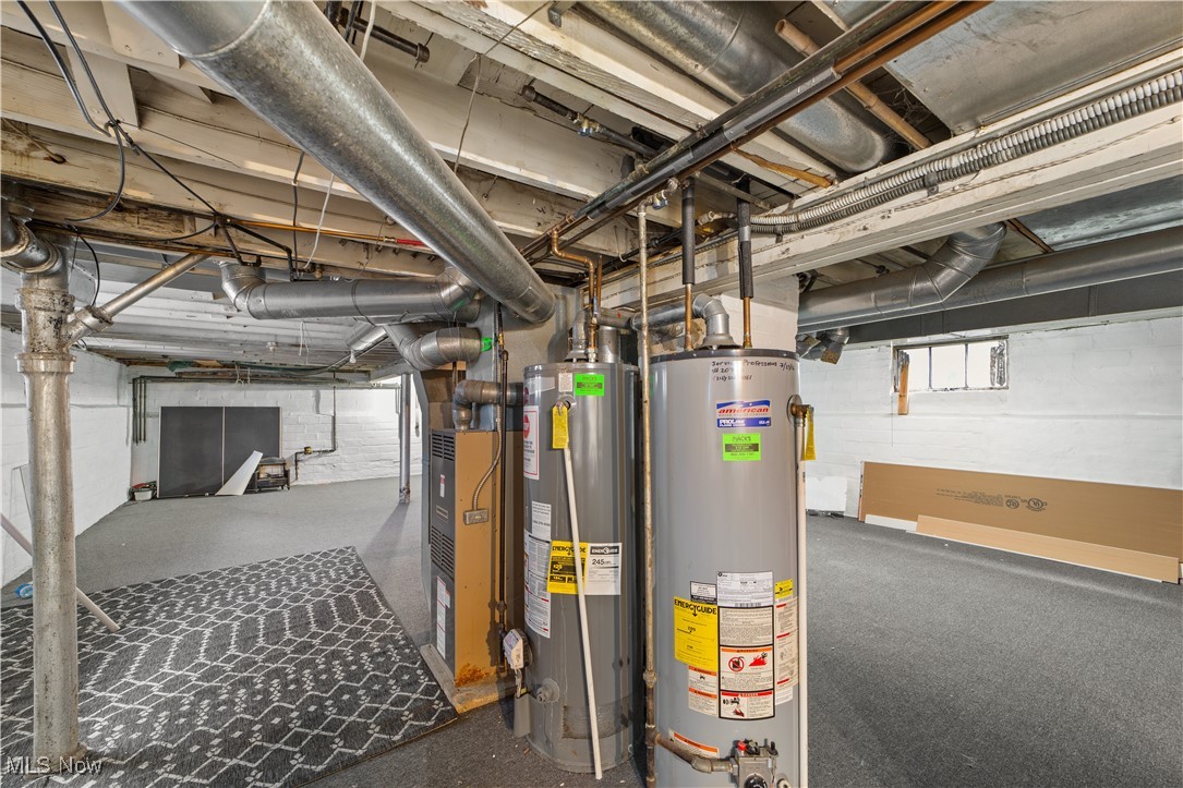 2016 Reveley Avenue Lakewood OH 44107