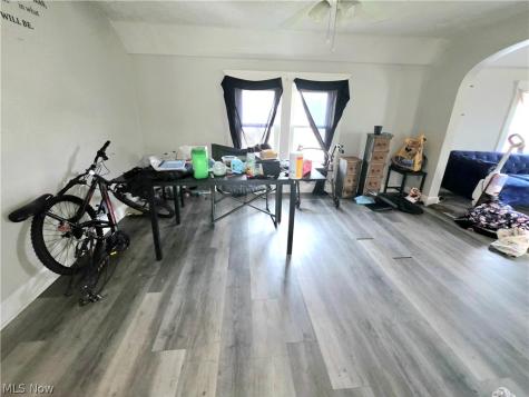 2514 Reid Avenue Lorain OH 44052