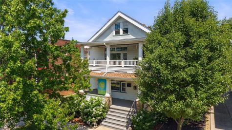 1561 Cohassett Avenue Lakewood OH 44107