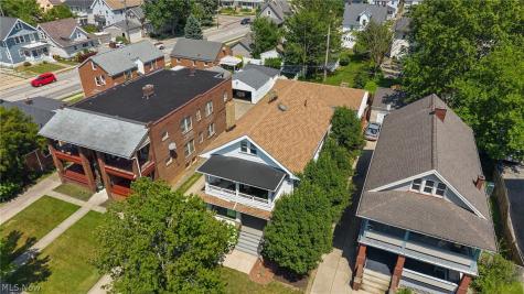 1561 Cohassett Avenue Lakewood OH 44107