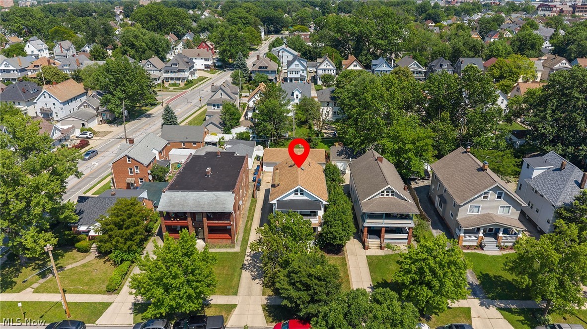 1561 Cohassett Avenue Lakewood OH 44107