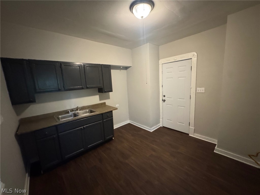 11313 Continental Avenue Cleveland OH 44104