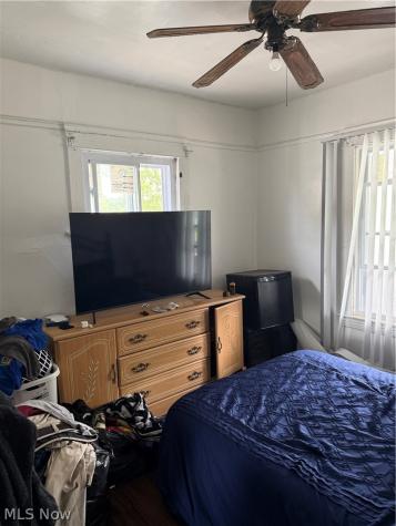 9813 Manor Avenue Cleveland OH 44104