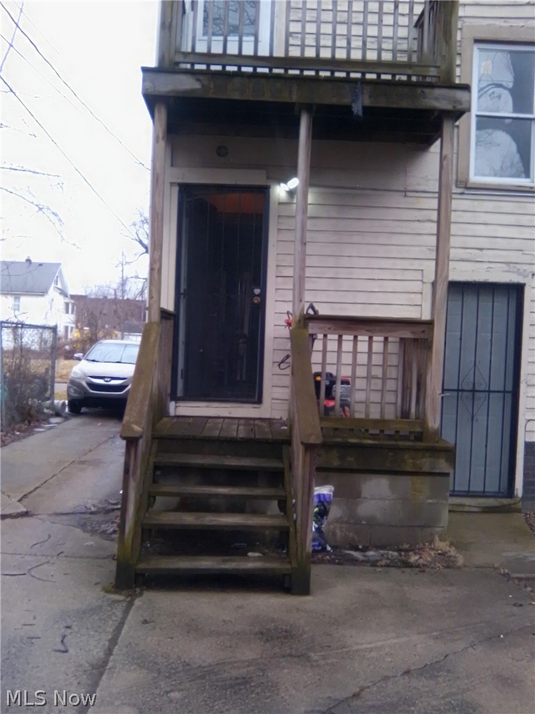 1238 E 145th Street East Cleveland OH 44112