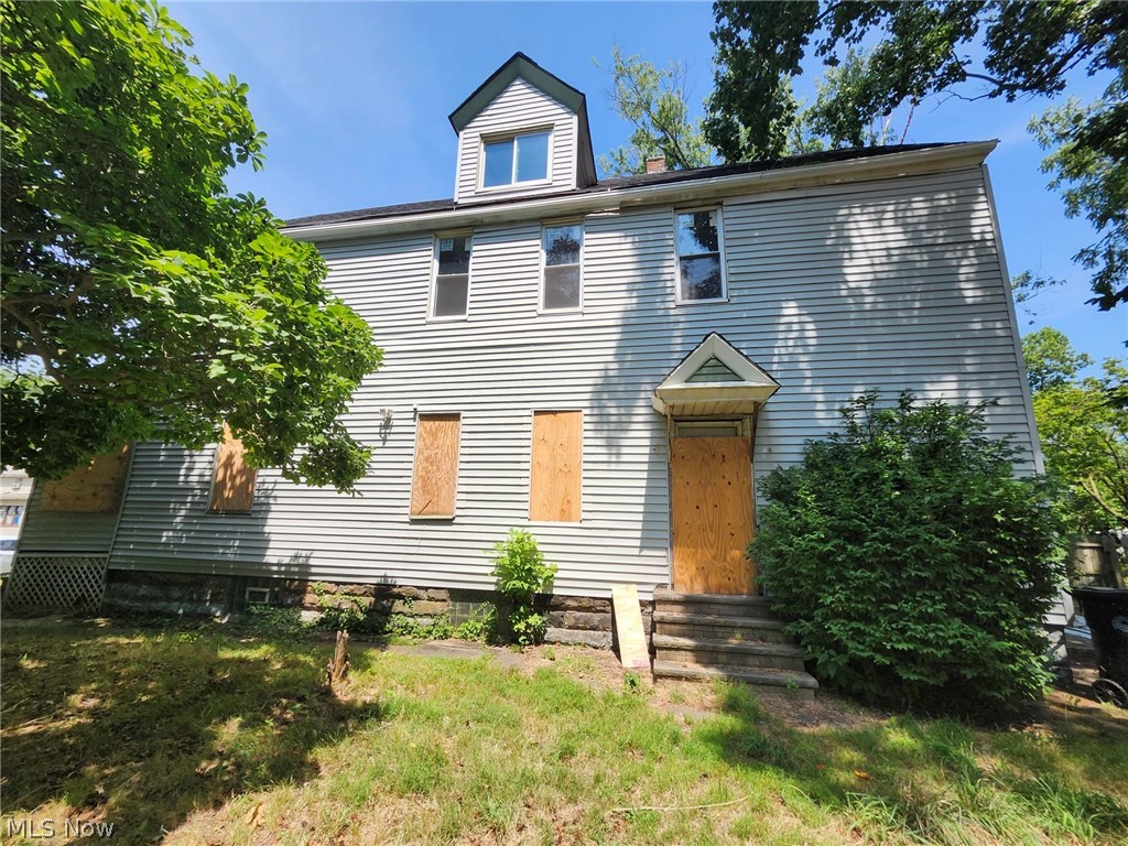 2999 E 61st Street Cleveland OH 44127