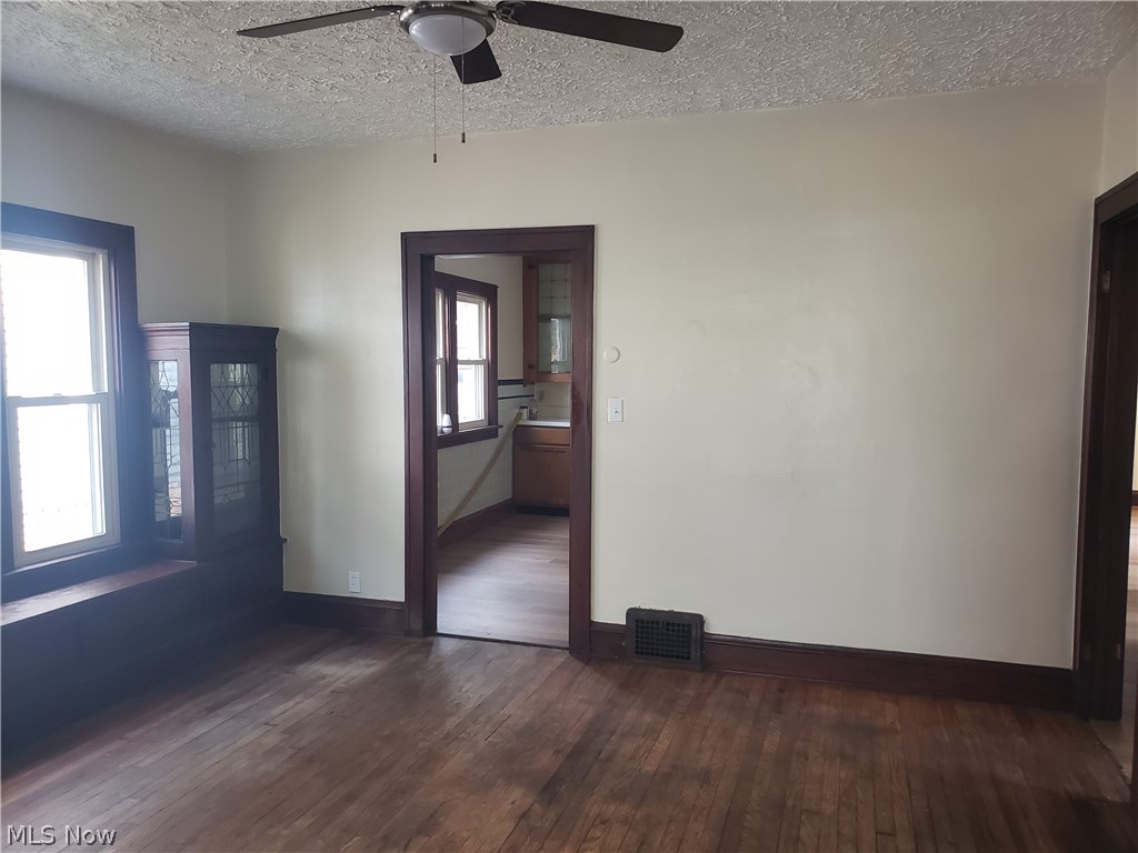 4607 Ardmore Avenue Cleveland OH 44144