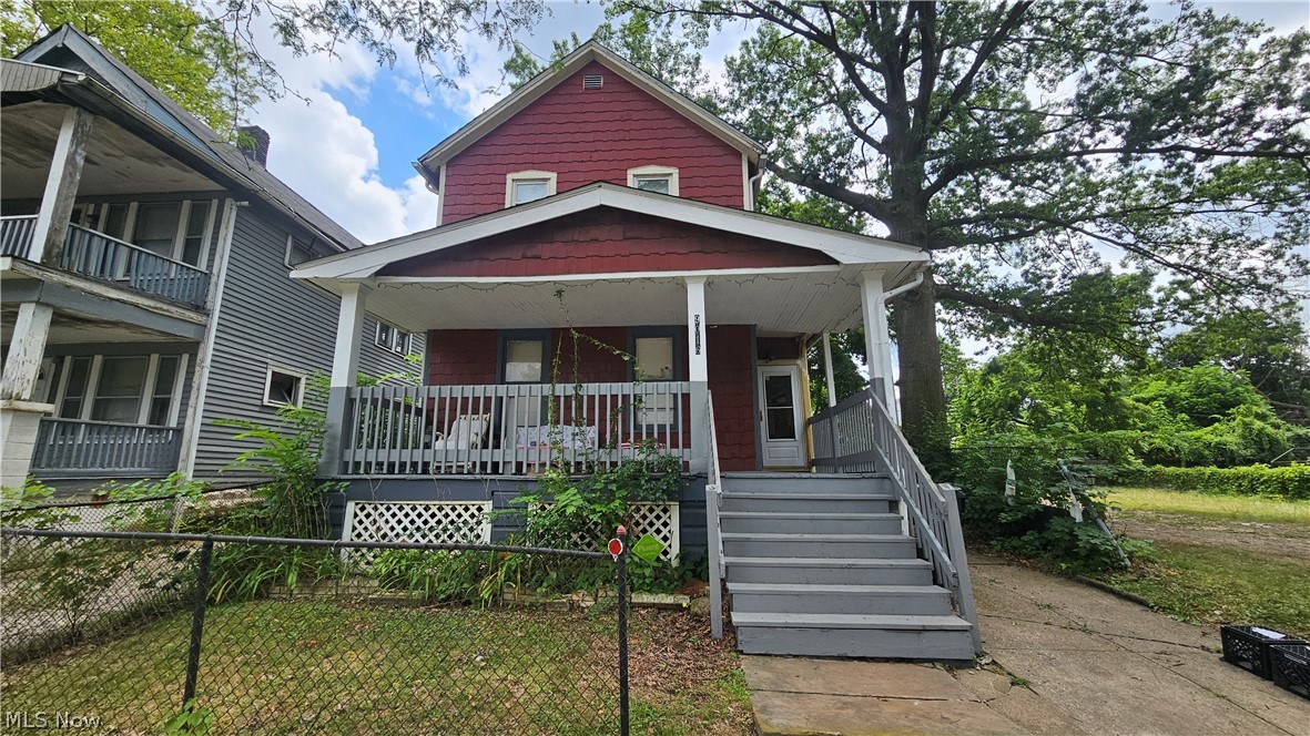 9016 Harris Avenue Cleveland OH 44104