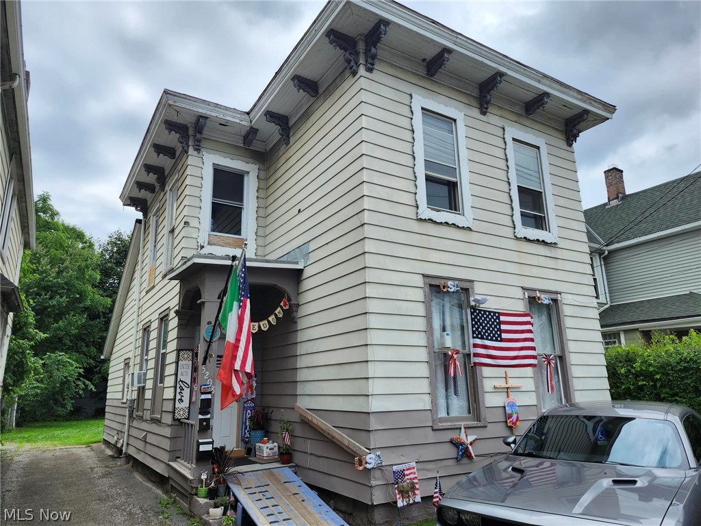 5208 Fleet Avenue Cleveland OH 44105