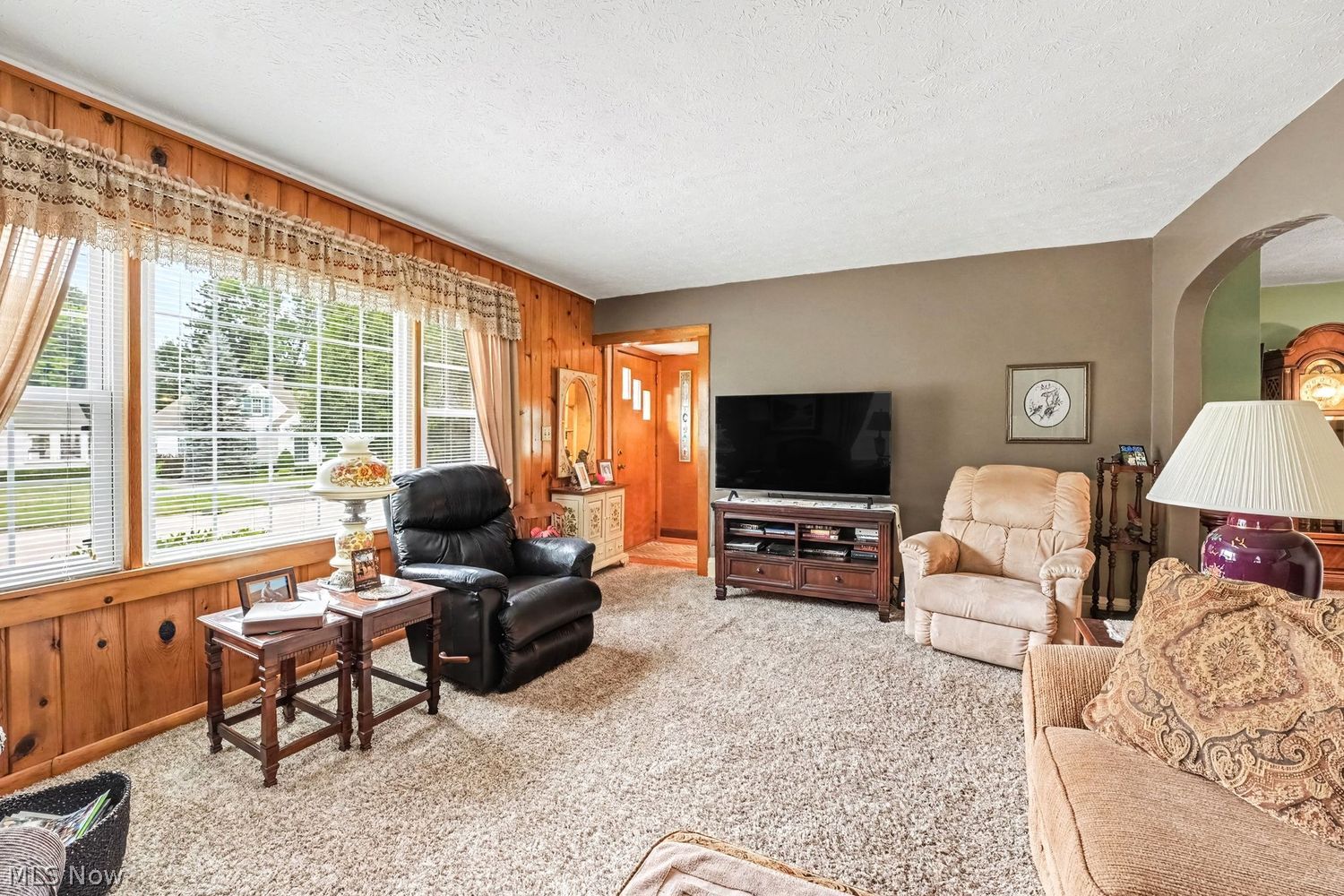 117 S Crowell Avenue Geneva OH 44041