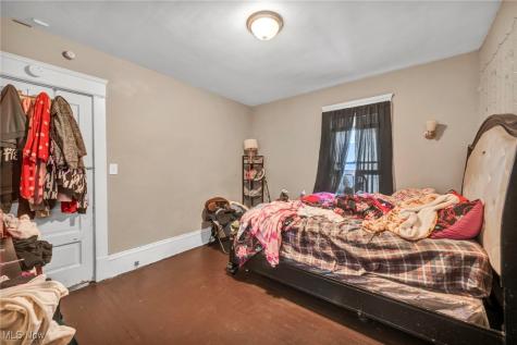 1333 E 82nd Street Cleveland OH 44103
