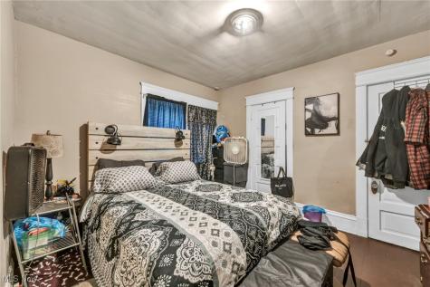 1333 E 82nd Street Cleveland OH 44103