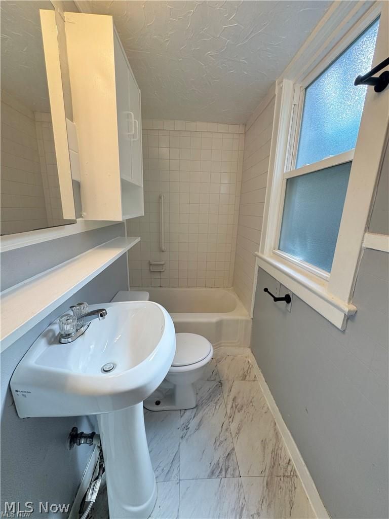 3793 W 37th Street Cleveland OH 44109