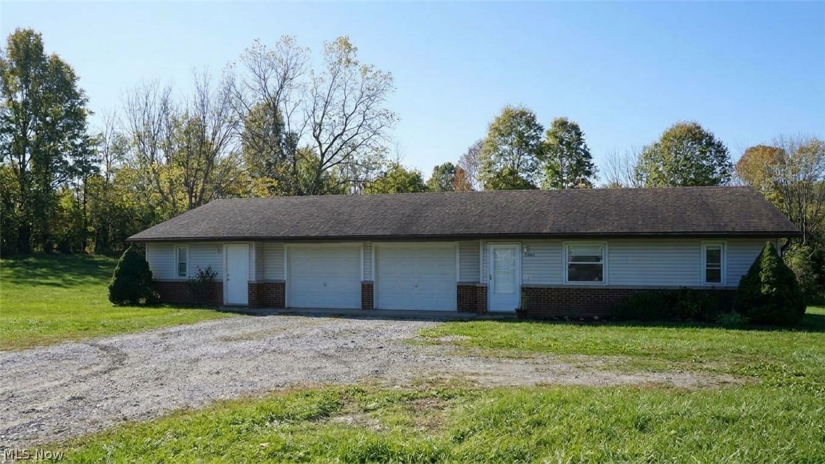 2590-2592 Meloy Road Ravenna OH 44240