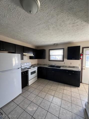 2590-2592 Meloy Road Ravenna OH 44240